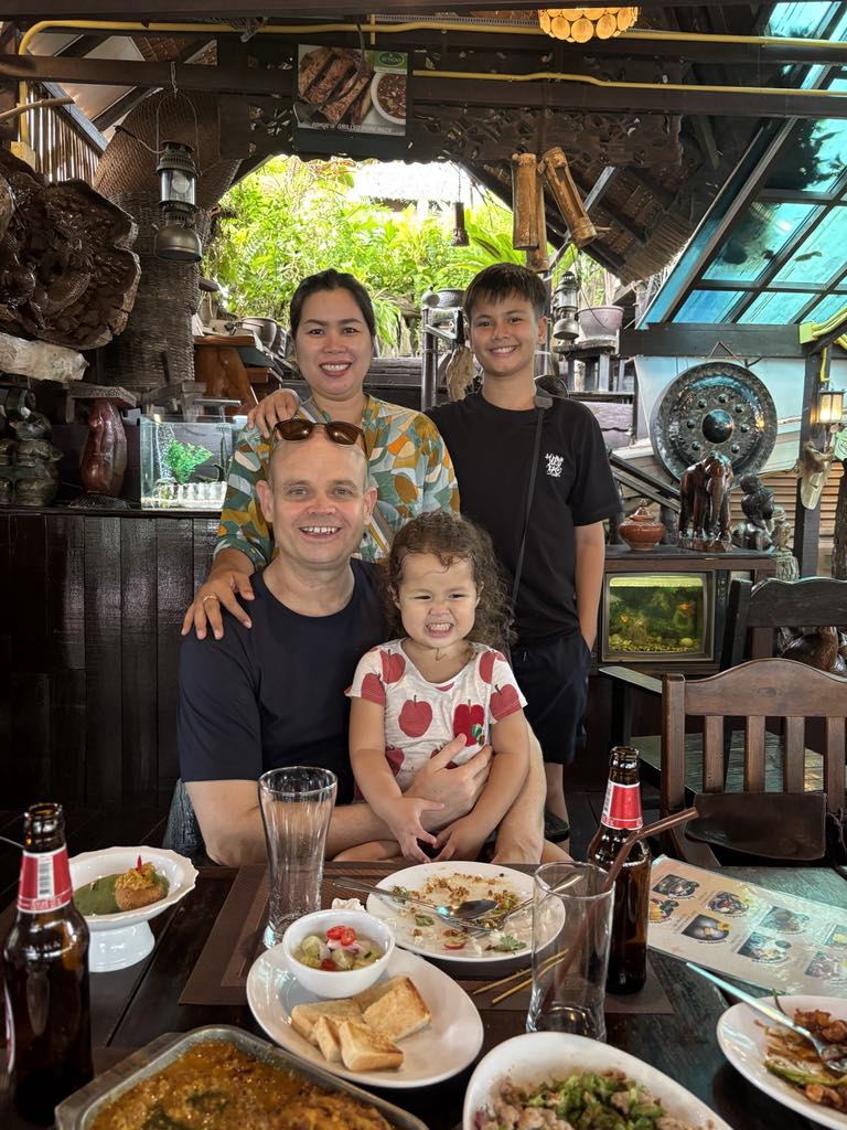 Andrew Jauncey & family